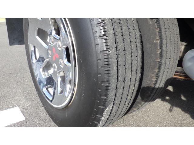 キャンター ロング全低床　積載３ｔ　ＡＴ　アルミバン　左スライドドア　ラッシングレール２段　車両総重量５，８９５ｋｇ　荷台内寸　長さ：３０５ｃｍ　幅：１７６ｃｍ　高さ：２０５ｃｍ　バックモニター　社外オーディオ（40枚目）