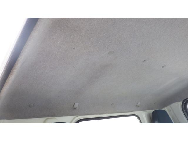 キャンター ロング全低床　積載３ｔ　ＡＴ　アルミバン　左スライドドア　ラッシングレール２段　車両総重量５，８９５ｋｇ　荷台内寸　長さ：３０５ｃｍ　幅：１７６ｃｍ　高さ：２０５ｃｍ　バックモニター　社外オーディオ（67枚目）