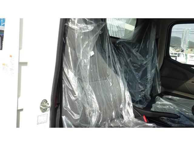 キャンター 全低床ダンプ　積載３ｔ　新明和製ローダーダンプ　ＳＤ２－３３　ラジコン付　衝突軽減ブレーキ　車線逸脱警報装置　左電格ミラー　ＬＥＤヘッドライト＆ＬＥＤフォグ　フル液晶メーター　ステアリングスイッチ　交通標識認識機能（59枚目）