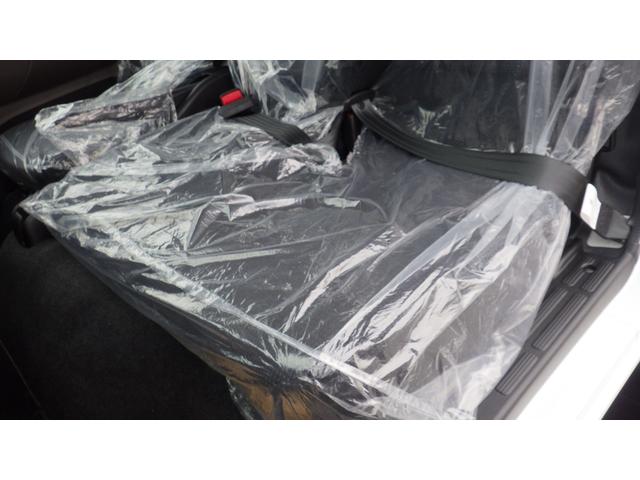キャンター ロング全低床　積載２ｔ　極東製垂直パワーゲート　Ｖ６０１Ｃ　衝突軽減ブレーキ　車線逸脱警報装置　ＬＥＤヘッドライト＆ＬＥＤフォグ　フル液晶メーター　ステアリングスイッチ　交通標識認識機能　リアビューカメラ（59枚目）