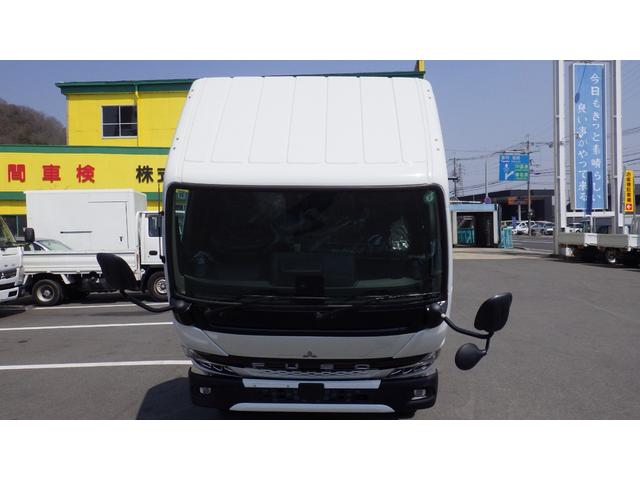 キャンター 全低床　積載３ｔ　極東製垂直パワーゲート　Ｖ６０１Ｃ　衝突軽減ブレーキ車線逸脱警報装置　ＬＥＤヘッドライト＆ＬＥＤフォグ　フル液晶メーター　ステアリングスイッチ　交通標識認識機能　リアビューカメラ（28枚目）