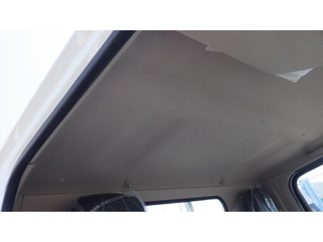 キャンター 全低床　積載３ｔ　極東製垂直パワーゲート　Ｖ６０１Ｃ　衝突軽減ブレーキ車線逸脱警報装置　ＬＥＤヘッドライト＆ＬＥＤフォグ　フル液晶メーター　ステアリングスイッチ　交通標識認識機能　リアビューカメラ（66枚目）