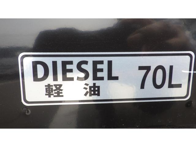 キャンター 全低床　積載３ｔ　衝突軽減ブレーキ　車線逸脱警報装置　左電格ミラー　ＬＥＤヘッドライト＆ＬＥＤフォグランプ　フル液晶メーター　ステアリングスイッチ　交通標識認識機能　リアビューカメラ　スマートキー（16枚目）