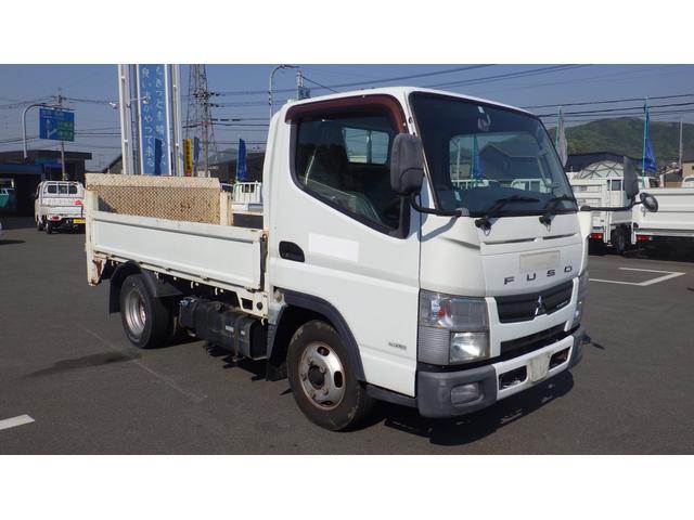 キャンター 全低床　積載２ｔ　新明和製垂直パワーゲート　ＲＥ０６　５ＭＴ　車両総重量　４，４６５Ｋｇ　荷台内寸　長さ：３０５ｃｍ　幅：１６０ｃｍ　高さ：３８ｃｍ　キーレス　エアコン　パワーステアリング　パワーウィンドウ（4枚目）