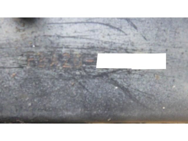キャンター 全低床　積載２ｔ　新明和製垂直パワーゲート　ＲＥ０６　５ＭＴ　車両総重量　４，４６５Ｋｇ　荷台内寸　長さ：３０５ｃｍ　幅：１６０ｃｍ　高さ：３８ｃｍ　キーレス　エアコン　パワーステアリング　パワーウィンドウ（29枚目）