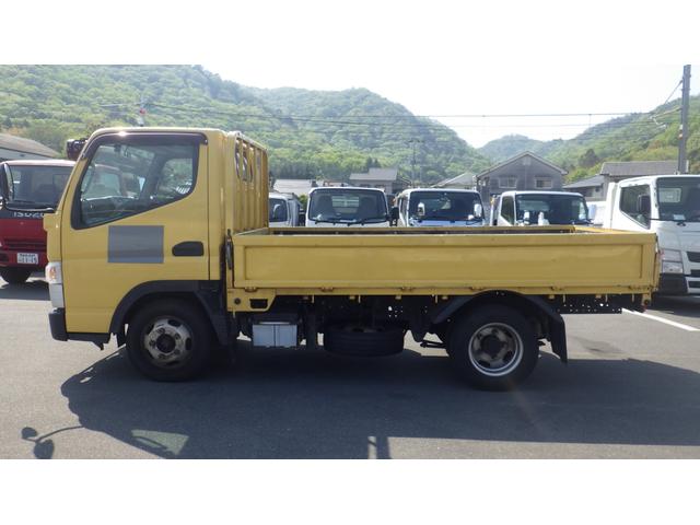 キャンター 全低床　積載２ｔ　ＡＴ　ドラレコ　キーレス　ＥＴＣ　車両総重量　４，３６５Ｋｇ　荷台内寸　長さ：３１０ｃｍ　幅：１６０ｃｍ　高さ：３８ｃｍ　エアコン　パワーステアリング　パワーウィンドウ（6枚目）