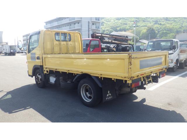 キャンター 全低床　積載２ｔ　ＡＴ　ドラレコ　キーレス　ＥＴＣ　車両総重量　４，３６５Ｋｇ　荷台内寸　長さ：３１０ｃｍ　幅：１６０ｃｍ　高さ：３８ｃｍ　エアコン　パワーステアリング　パワーウィンドウ（9枚目）