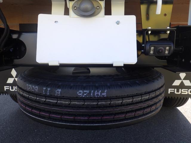 キャンター 全低床　４ＷＤ　積載２ｔ　ＡＴ　衝突軽減ブレーキ　車線逸脱警報　左電格ミラー　ＬＥＤヘッドライト＆ＬＥＤフォグランプ　フル液晶メーター　ステアリングスイッチ　交通標識認識機能　リアビューカメラ　スマートキー（59枚目）