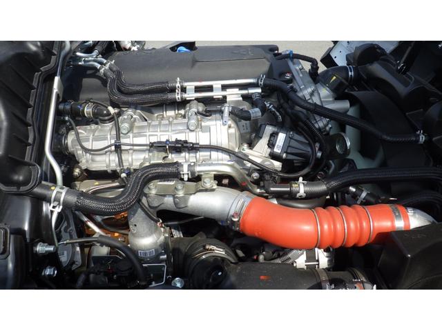 キャンター 　積載３ｔ　アームロール　脱着装置付コンテナ専用車　新明和工業　５ＭＴ　４ナンバー　衝突軽減ブレーキ　車線逸脱警報　ＬＥＤヘッドライト　ＬＥＤフォグランプ　フル液晶メーター　ステアリングスイッチ（32枚目）