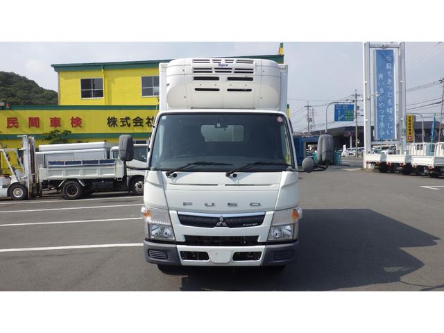 キャンター 全低床　積載２ｔ　東プレ冷蔵冷凍車　－３０℃設定　スタンバイ付　２室仕様　左スライドドア　ラッシング　バックカメラ　車両総重量　４，８９５Ｋｇ　荷台内寸　長さ：３０５ｃｍ　幅：１６７ｃｍ　高さ：１７６ｃｍ（3枚目）