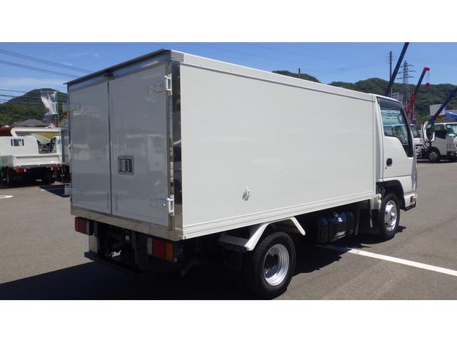 タイタントラック ワイドロー　積載１．５ｔ　東プレ冷蔵冷凍車　－５℃設定　左スライドドア　バックカメラ　車両総重量　３，９６５Ｋｇ　荷台内寸　長さ：２９０ｃｍ　幅：１５６ｃｍ　高さ：９５ｃｍ　ドライブレコーダー　ディーゼル（8枚目）
