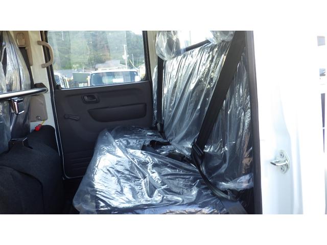 キャンター Ｗキャブ全低床　積載２ｔ　５ＭＴ　衝突軽減ブレーキ　車線逸脱警報装置　左電格ミラー　ＬＥＤヘッドライト＆ＬＥＤフォグランプ　フル液晶メーター　ステアリングスイッチ　交通標識認識機能　リアビューカメラ　スマートキー（39枚目）