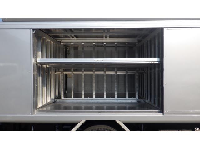 デュトロ ベースグレード　積載３ｔ　須河車体製ボトルカー　車両総重量　６，３８５ｋｇ　荷台内寸　長さ：４１０ｃｍ　幅：１７１ｃｍ　高さ：１０７ｃｍ　バックカメラ　エアコン　パワーステアリング　パワーウィンドウ　ＥＴＣ（15枚目）