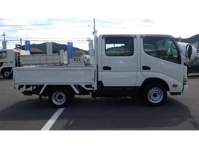 トヨエース Ｗキャブロングジャストロー　積載１．２ｔ　５ＭＴ　車両総重量　３，４４０ｋｇ　荷台内寸　長さ：２１０ｃｍ　幅：１６０ｃｍ　高さ：３８ｃｍ　ＮＡＶＩ　ＥＴＣ　ドライブレコーダー　全席パワーウィンドウ　リアエアコン（6枚目）
