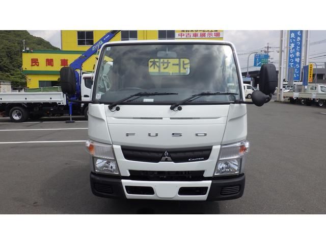 キャンター ロング全低床　積載１．５ｔ　ＡＴ　車両総重量　３，７９５ｋｇ　荷台内寸長さ：３１０ｃｍ　幅：１６０ｃｍ　高さ：３８ｃｍ　ＥＴＣ　ロープフック３対　ロープ穴２対　エアコン　パワーステアリング　パワーウインドウ（2枚目）