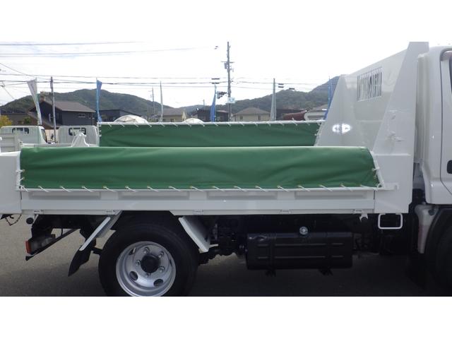 デュトロ 全低床ダンプ　積載３ｔ　５ＭＴ車両総重量　６，０４５ｋｇ　荷台内寸　長さ：３０５ｃｍ　幅：１６０ｃｍ　高さ：３７ｃｍ　コボレーン　中間ピン　ＥＳスタート（坂道発進補助装置）　アイドリングストップ　ＥＴＣ（22枚目）