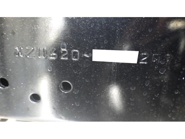 デュトロ 全低床ダンプ　積載３ｔ　５ＭＴ車両総重量　６，０４５ｋｇ　荷台内寸　長さ：３０５ｃｍ　幅：１６０ｃｍ　高さ：３７ｃｍ　コボレーン　中間ピン　ＥＳスタート（坂道発進補助装置）　アイドリングストップ　ＥＴＣ（40枚目）