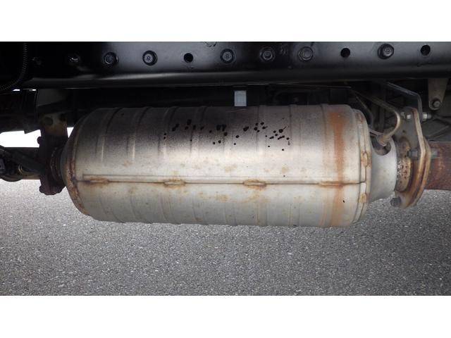 キャンター 超ロング　積載２ｔ　５ＭＴ　車両総重量　４，９６５ｋｇ　荷台内寸　長さ：５００ｃｍ　幅：２０８ｃｍ　高さ：３８ｃｍ　床鉄板　ロープ穴５対　キーレス　ＥＴＣ　フォグ無し　パワーステアリング　パワーウィンドウ（23枚目）