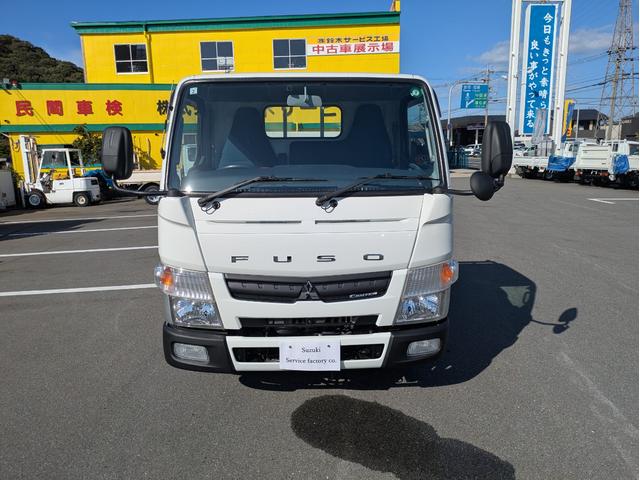 キャンター 　積載２ｔ　５ＭＴ　極東製垂直パワーゲートＶ６００　カーナビ　ＥＴＣ　パワーウインドウ　パワステ　キーレスリモコン　　車両総重量４，７１５ｋｇ　荷台内寸　長さ：３０９ｃｍ　幅：１６１ｃｍ　高さ：３９ｃｍ（4枚目）