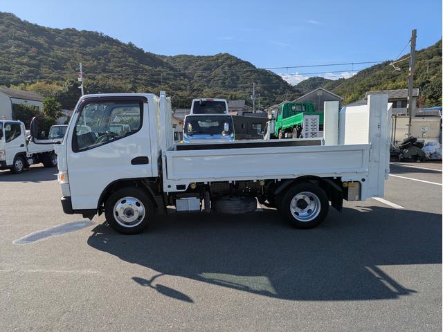 キャンター 　積載２ｔ　５ＭＴ　極東製垂直パワーゲートＶ６００　カーナビ　ＥＴＣ　パワーウインドウ　パワステ　キーレスリモコン　　車両総重量４，７１５ｋｇ　荷台内寸　長さ：３０９ｃｍ　幅：１６１ｃｍ　高さ：３９ｃｍ（6枚目）