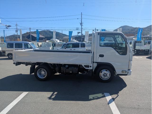 エルフトラック 　積載２ｔ　５ＭＴ　荷台内寸　長さ：３１０ｃｍ　幅１６１ｃｍ　高さ：３８ｃｍ　ＥＴＣ　総重量：４，２７５ｋｇ　坂道発進補助装置　エアコン　パワーステアリング（7枚目）