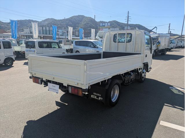 エルフトラック 　積載２ｔ　５ＭＴ　荷台内寸　長さ：３１０ｃｍ　幅１６１ｃｍ　高さ：３８ｃｍ　ＥＴＣ　総重量：４，２７５ｋｇ　坂道発進補助装置　エアコン　パワーステアリング（9枚目）