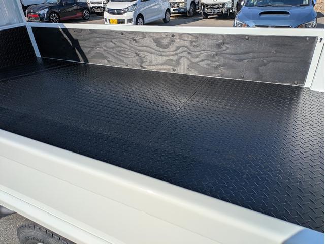 キャンター 全低床 積載2t 5MT 極東製垂直パワーゲート V601 ETC 助手席側電動格納ミラー パワーウインドウ パワステ 車両総重量:4,635kg 荷台内寸 長さ:289cm 幅:161cm 高さ:38cm(18枚目)