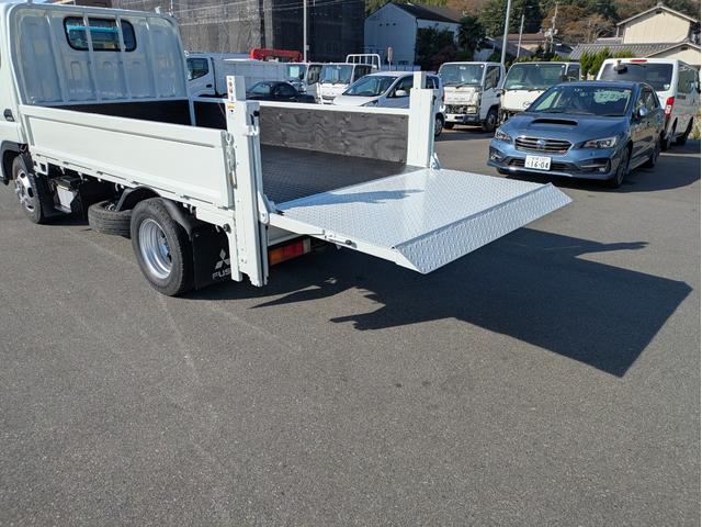 キャンター 全低床 積載2t 5MT 極東製垂直パワーゲート V601 ETC 助手席側電動格納ミラー パワーウインドウ パワステ 車両総重量:4,635kg 荷台内寸 長さ:289cm 幅:161cm 高さ:38cm(19枚目)