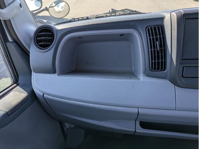 キャンター 全低床 積載2t 5MT 極東製垂直パワーゲート V601 ETC 助手席側電動格納ミラー パワーウインドウ パワステ 車両総重量:4,635kg 荷台内寸 長さ:289cm 幅:161cm 高さ:38cm(29枚目)