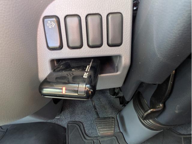 キャンター 全低床 積載2t 5MT 極東製垂直パワーゲート V601 ETC 助手席側電動格納ミラー パワーウインドウ パワステ 車両総重量:4,635kg 荷台内寸 長さ:289cm 幅:161cm 高さ:38cm(34枚目)