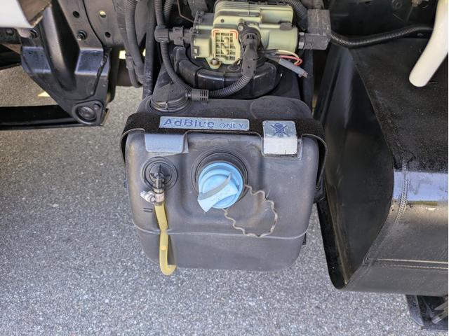 キャンター 全低床 積載2t 5MT 極東製垂直パワーゲート V601 ETC 助手席側電動格納ミラー パワーウインドウ パワステ 車両総重量:4,635kg 荷台内寸 長さ:289cm 幅:161cm 高さ:38cm(53枚目)