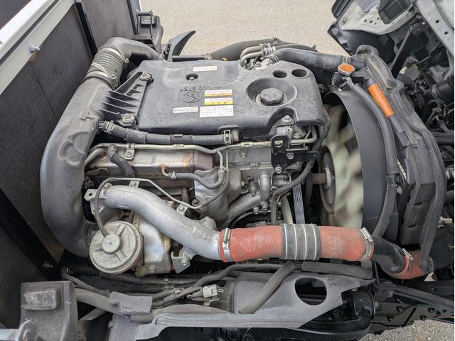 タイタントラック 積載1.5t 5MT 荷台内寸 長さ:310cm 幅:161cm 高さ:38cm ETC アイドリングストップ 助手席側電動格納ミラー 総重量:3625kg 坂道発進補助装置 エアコン パワステ(34枚目)