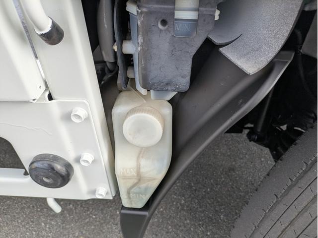 タイタントラック 積載1.5t 5MT 荷台内寸 長さ:310cm 幅:161cm 高さ:38cm ETC アイドリングストップ 助手席側電動格納ミラー 総重量:3625kg 坂道発進補助装置 エアコン パワステ(35枚目)