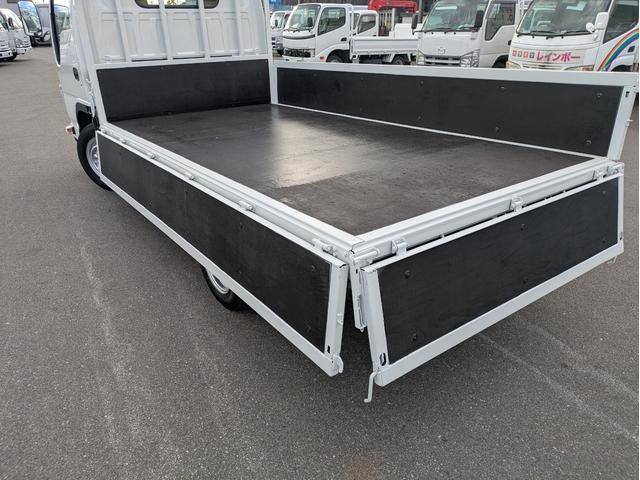 タイタントラック 積載1.5t 5MT 荷台内寸 長さ:310cm 幅:161cm 高さ:38cm ETC アイドリングストップ 助手席側電動格納ミラー 総重量:3625kg 坂道発進補助装置 エアコン パワステ(40枚目)