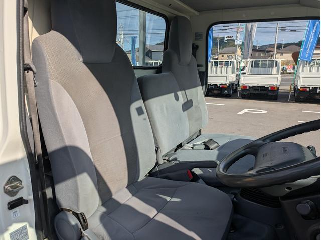 タイタントラック 積載1.5t 5MT 荷台内寸 長さ:310cm 幅:161cm 高さ:38cm ETC アイドリングストップ 助手席側電動格納ミラー 総重量:3625kg 坂道発進補助装置 エアコン パワステ(58枚目)