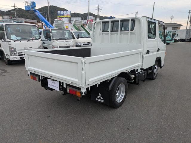 キャンター Wキャブ全低床 積載2t 5MT 床鉄板 リアクーラー ETC 車両総重量 4,740kg 荷台内寸 長さ:210cm 幅:160cm 高さ:38cm エアコン パワーステアリング パワーウィンドウ(8枚目)