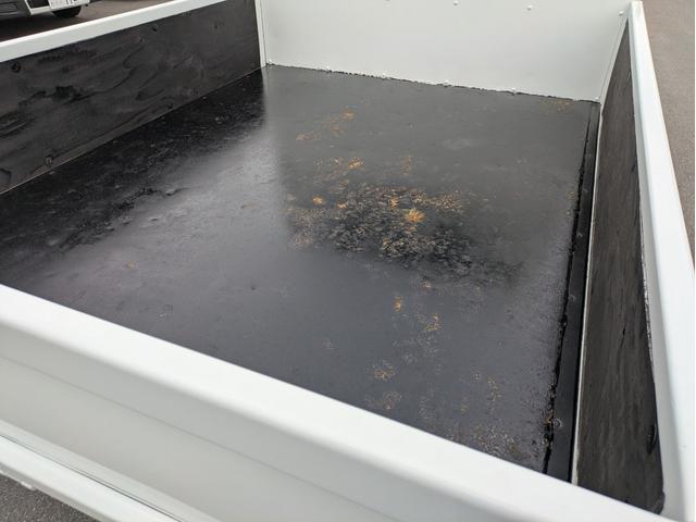 キャンター Wキャブ全低床 積載2t 5MT 床鉄板 リアクーラー ETC 車両総重量 4,740kg 荷台内寸 長さ:210cm 幅:160cm 高さ:38cm エアコン パワーステアリング パワーウィンドウ(13枚目)