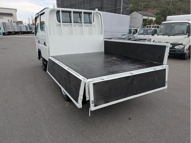 キャンター Wキャブ全低床 積載2t 5MT 床鉄板 リアクーラー ETC 車両総重量 4,740kg 荷台内寸 長さ:210cm 幅:160cm 高さ:38cm エアコン パワーステアリング パワーウィンドウ(18枚目)