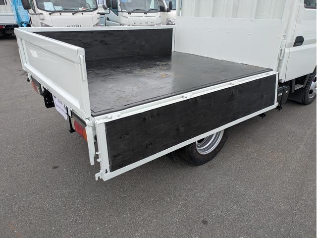 キャンター Wキャブ全低床 積載2t 5MT 床鉄板 リアクーラー ETC 車両総重量 4,740kg 荷台内寸 長さ:210cm 幅:160cm 高さ:38cm エアコン パワーステアリング パワーウィンドウ(20枚目)