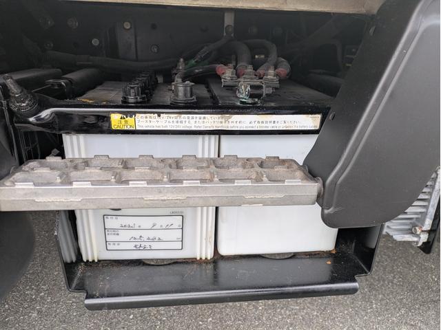 キャンター Wキャブ全低床 積載2t 5MT 床鉄板 リアクーラー ETC 車両総重量 4,740kg 荷台内寸 長さ:210cm 幅:160cm 高さ:38cm エアコン パワーステアリング パワーウィンドウ(24枚目)