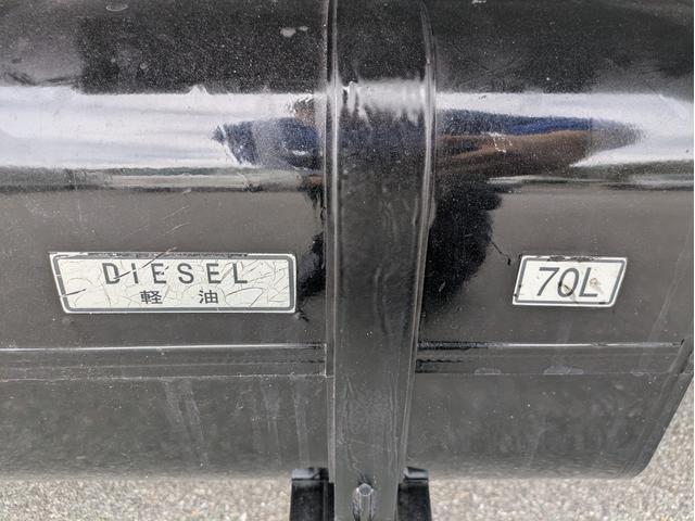 キャンター Wキャブ全低床 積載2t 5MT 床鉄板 リアクーラー ETC 車両総重量 4,740kg 荷台内寸 長さ:210cm 幅:160cm 高さ:38cm エアコン パワーステアリング パワーウィンドウ(26枚目)