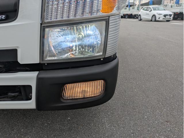 キャンター Wキャブ全低床 積載2t 5MT 床鉄板 リアクーラー ETC 車両総重量 4,740kg 荷台内寸 長さ:210cm 幅:160cm 高さ:38cm エアコン パワーステアリング パワーウィンドウ(27枚目)