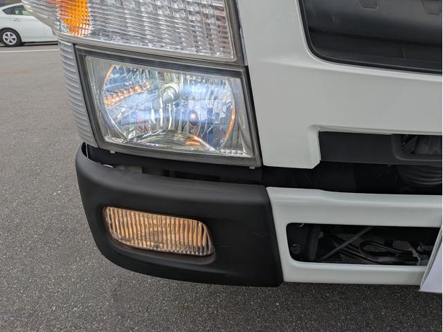 キャンター Wキャブ全低床 積載2t 5MT 床鉄板 リアクーラー ETC 車両総重量 4,740kg 荷台内寸 長さ:210cm 幅:160cm 高さ:38cm エアコン パワーステアリング パワーウィンドウ(28枚目)