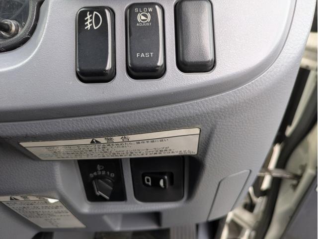 キャンター Wキャブ全低床 積載2t 5MT 床鉄板 リアクーラー ETC 車両総重量 4,740kg 荷台内寸 長さ:210cm 幅:160cm 高さ:38cm エアコン パワーステアリング パワーウィンドウ(48枚目)