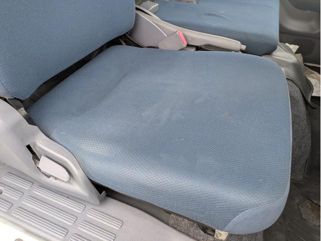 キャンター Wキャブ全低床 積載2t 5MT 床鉄板 リアクーラー ETC 車両総重量 4,740kg 荷台内寸 長さ:210cm 幅:160cm 高さ:38cm エアコン パワーステアリング パワーウィンドウ(54枚目)