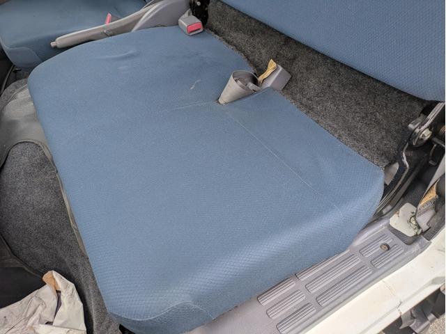 キャンター Wキャブ全低床 積載2t 5MT 床鉄板 リアクーラー ETC 車両総重量 4,740kg 荷台内寸 長さ:210cm 幅:160cm 高さ:38cm エアコン パワーステアリング パワーウィンドウ(57枚目)