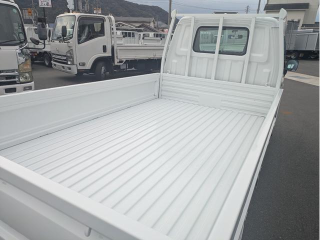 バネットトラック スーパーローDX 積載1t AT 総重量:2,380kg 荷台内寸 長さ:274cm 幅:160cm 高さ:38cm ETC パワーステアリング パワーウインドウ エアコン 排気量:1800cc(10枚目)