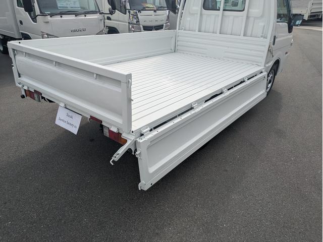 バネットトラック スーパーローDX 積載1t AT 総重量:2,380kg 荷台内寸 長さ:274cm 幅:160cm 高さ:38cm ETC パワーステアリング パワーウインドウ エアコン 排気量:1800cc(16枚目)