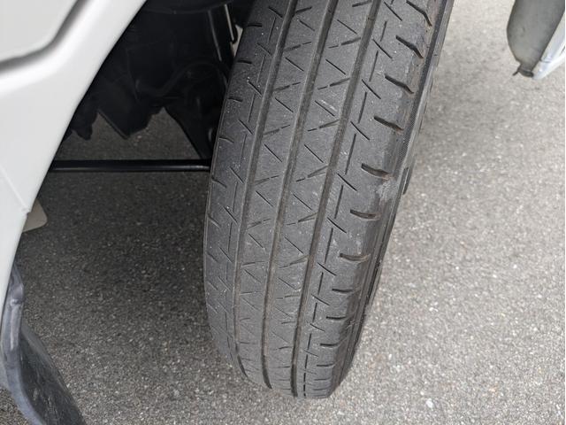 バネットトラック スーパーローDX 積載1t AT 総重量:2,380kg 荷台内寸 長さ:274cm 幅:160cm 高さ:38cm ETC パワーステアリング パワーウインドウ エアコン 排気量:1800cc(21枚目)