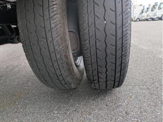 バネットトラック スーパーローDX 積載1t AT 総重量:2,380kg 荷台内寸 長さ:274cm 幅:160cm 高さ:38cm ETC パワーステアリング パワーウインドウ エアコン 排気量:1800cc(23枚目)